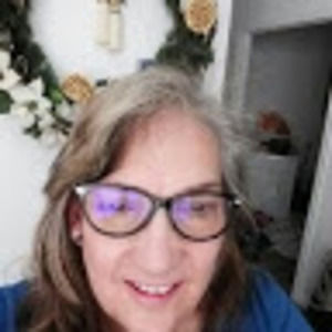 Meet your Posher, Karrie